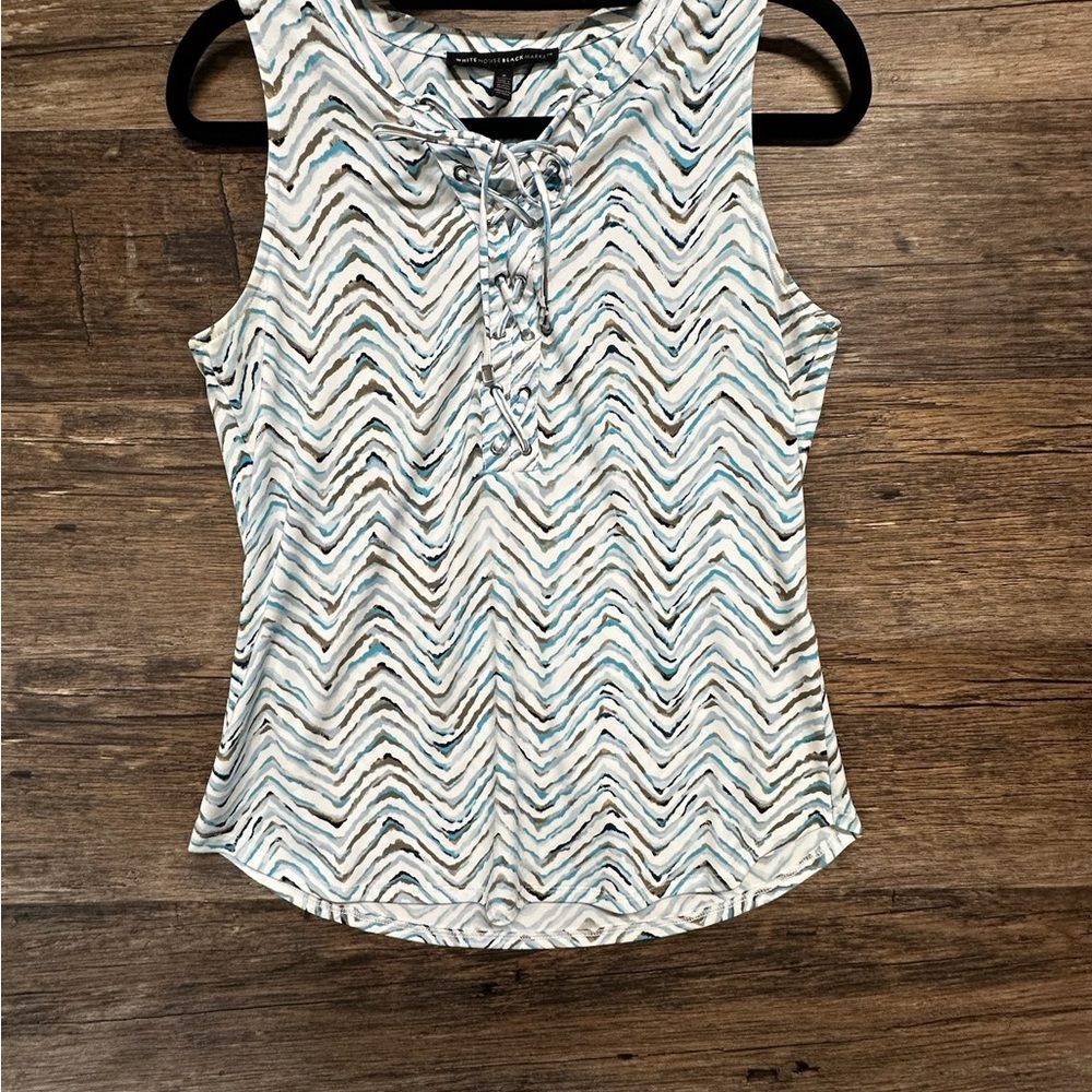 White House Black Market Fitted White and Blue Chevron Tank Top